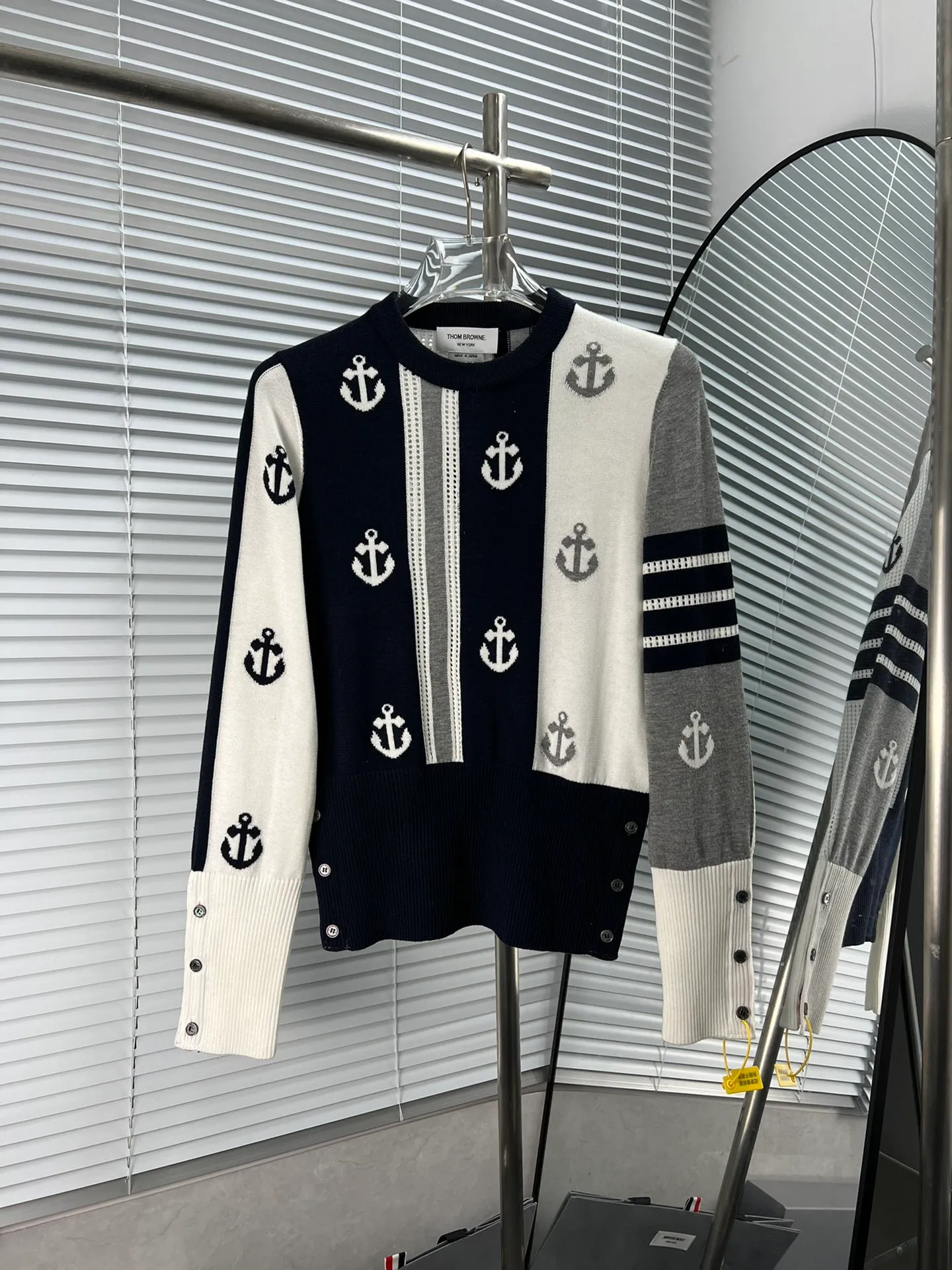 THOM BROWNE 𝐃𝐞𝐭𝐚𝐢𝐥 ： TB New Arrival B ～ TB ， ， ， ， TBClassic ， ， ： Sizes：1-2-3 S-M-L